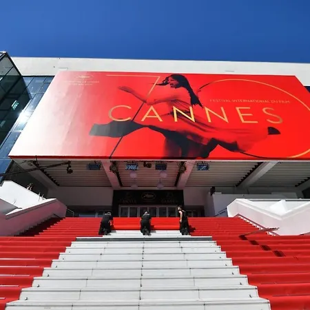 شقة Croisette - Plages - Palais - Bord De - Moderne Et Lumineux Avec Balcon *